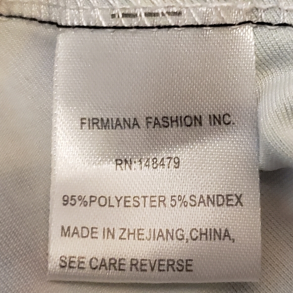 BOGO Free🦋 Lily by Firmiana Long Floral Asymmetrical Hemline Top - Picture 9 of 13